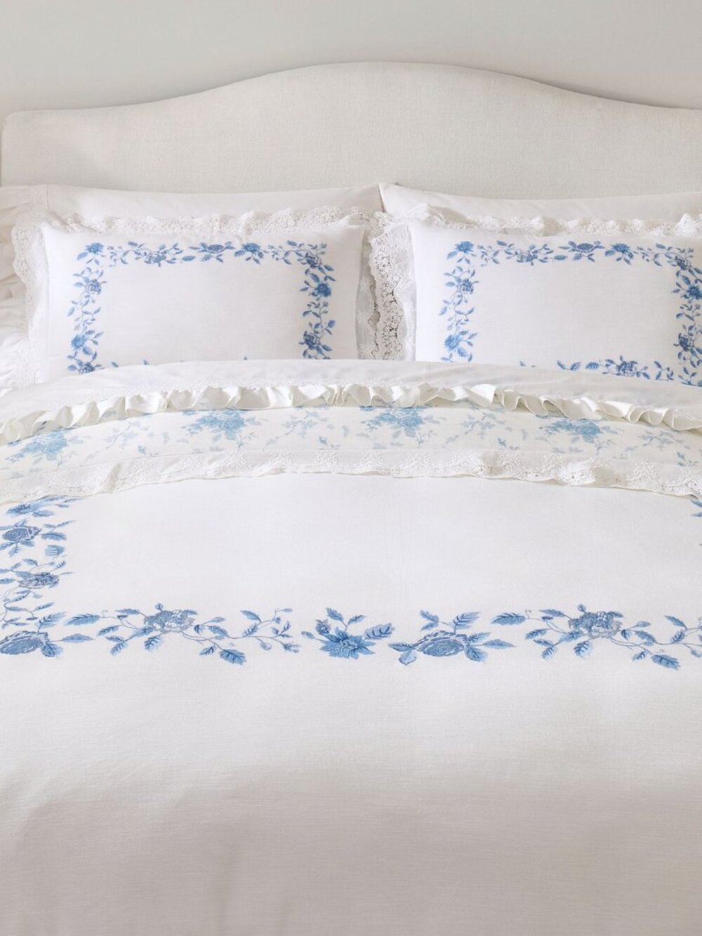 LoveShackFancy x Pottery Barn NWT Blue Rose Duvet Cover QUEEN